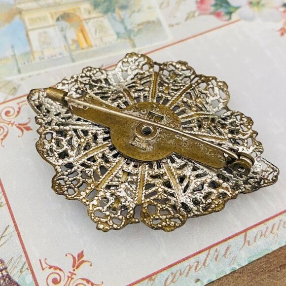 1920’s Antique Brass Filigree Bright Red Glass Stones Pin Antique - Picture 3 of 4